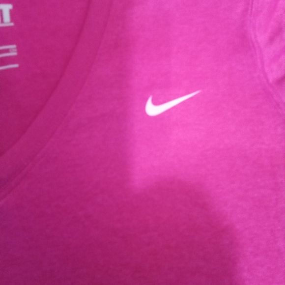 Women's Nike Dri Fit V Neck Shirt Pink S - Picture 6 of 6